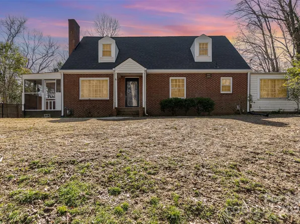 151 E Corriher Ave, Salisbury, NC 28144
