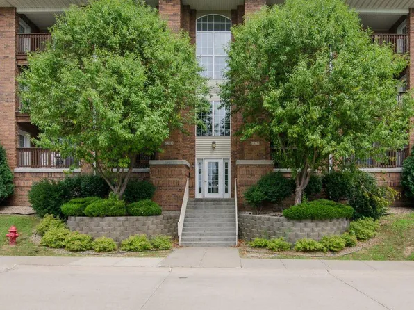 Cascade Condominiums