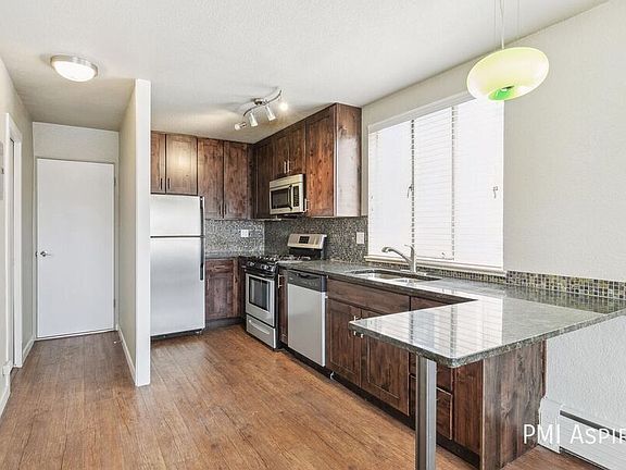 3rd image of 59 N Ogden St APT 4