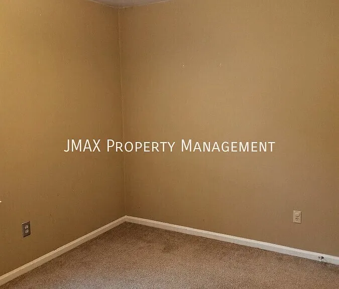 2679 Beverly Blvd SW — Photo 14
