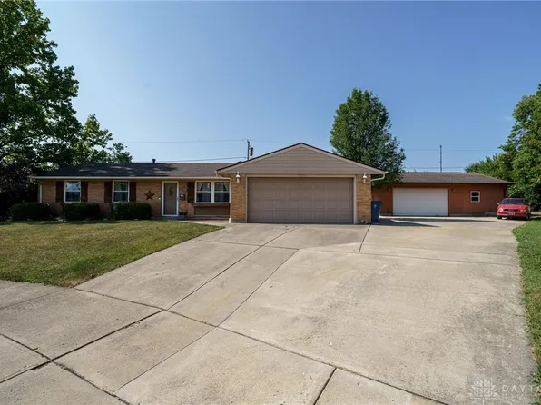 7135 Caribe Pl, Huber Heights, OH 45424