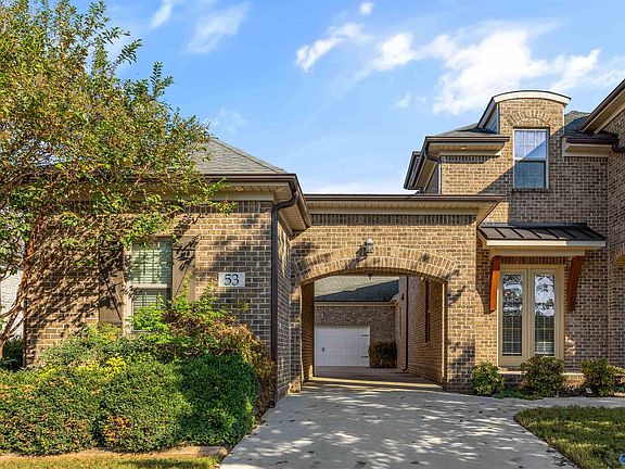 2nd image of 53 Summerlyn Way