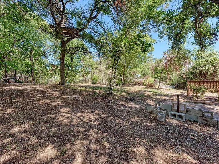 6300 Betty Cook Dr — Photo 33