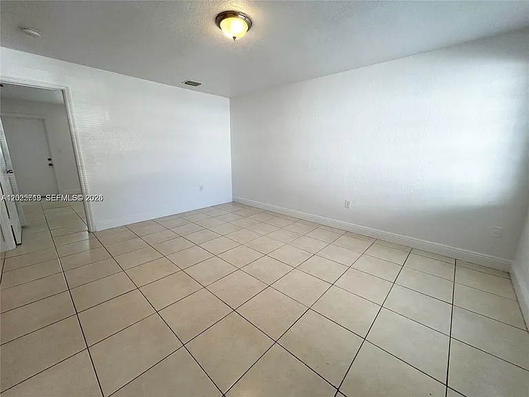2070 NE 162nd St #4 — Photo 12