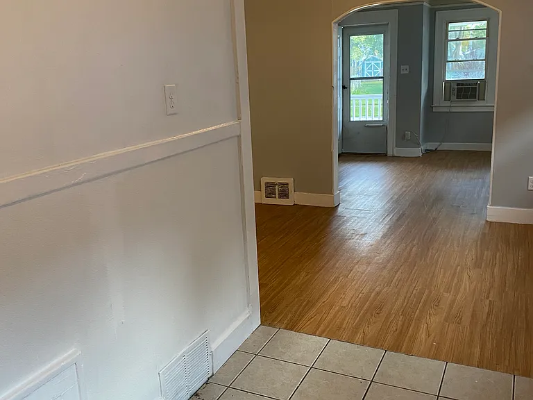 104 W George Ave — Photo 3
