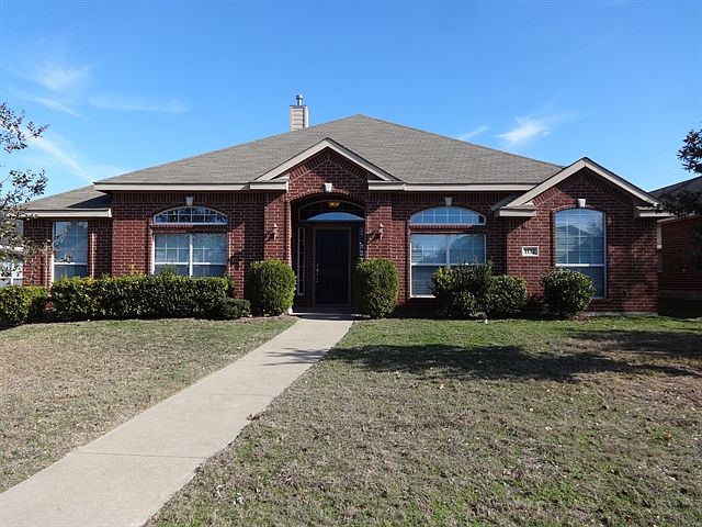 1st image of 1132 Essex Dr