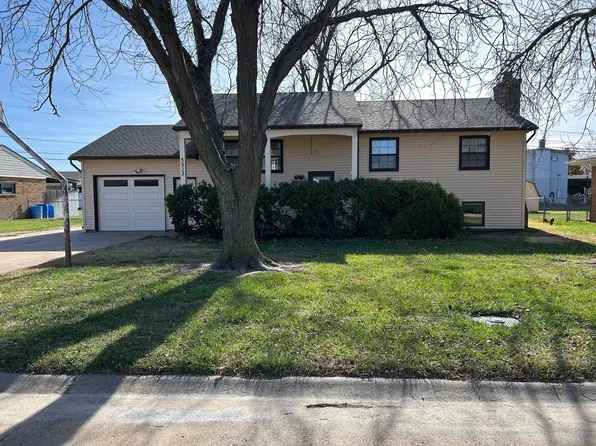 5513 Apache Rd, Great Bend, KS 67530