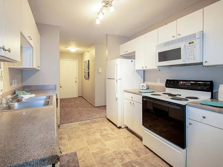 Two Bedroom/Two Bathroom - 1,017 SF