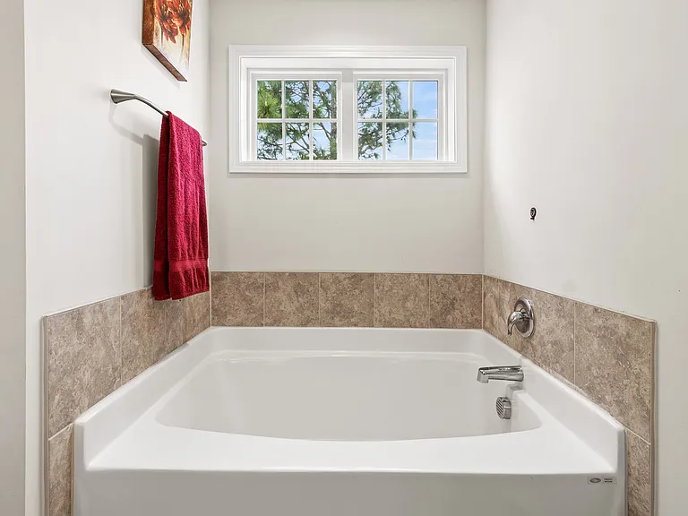 216 Bunting Dr — Photo 25