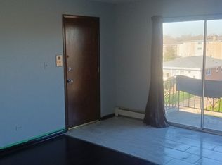 6037 Marshall Ave APT 3A, Chicago Ridge, IL 60415