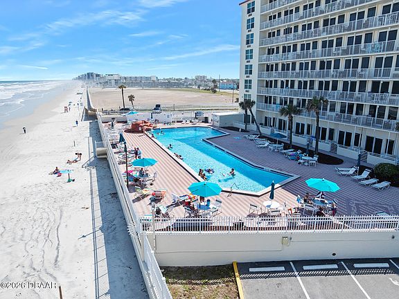 2nd image of 701 S Atlantic Ave #516
