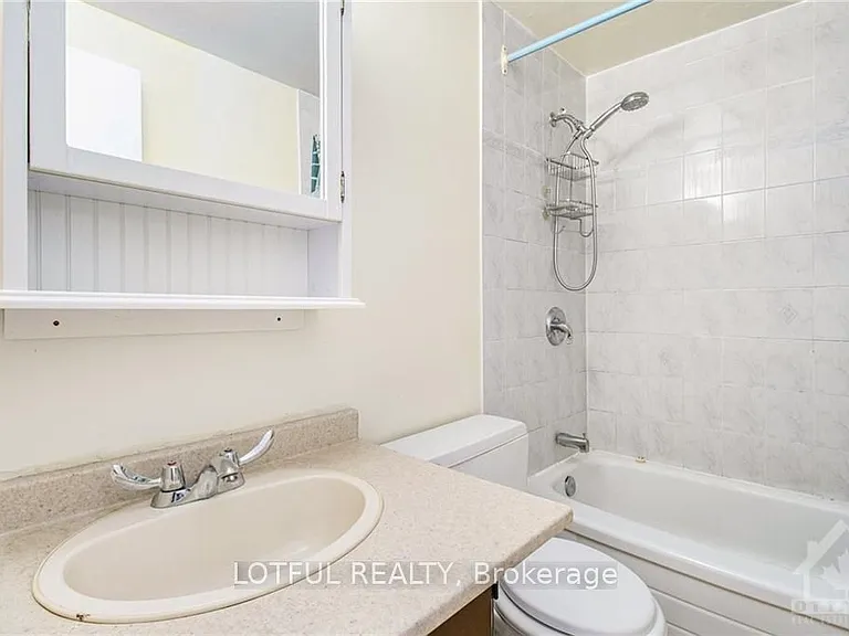 75 Dalehurst Dr #A — Photo 15