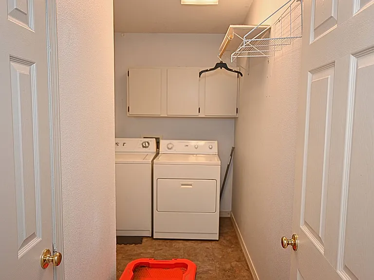 4644 Bunny Run Dr — Photo 32