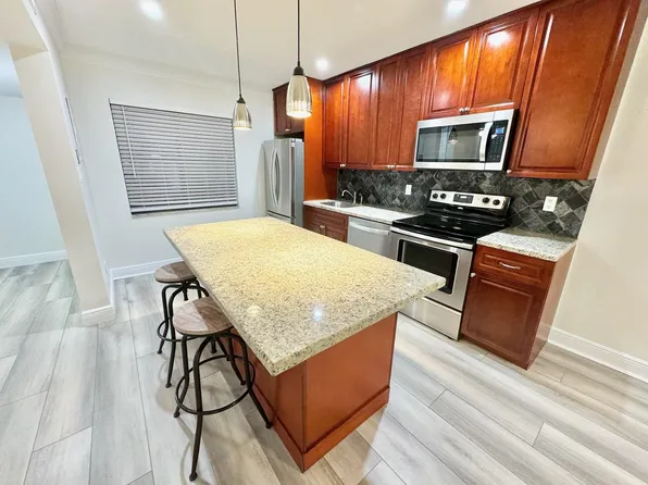 140 S Cypress Road #122, Pompano Beach, FL 33060