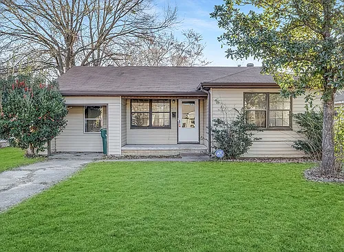 4212 Elizabeth St Photo 1