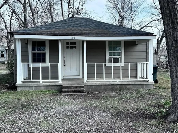 604 S Maryland Ave, Claremore, OK 74017