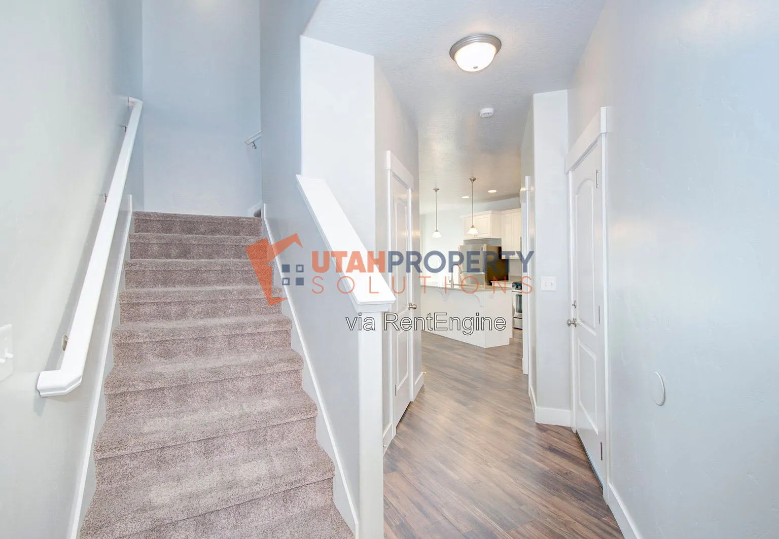 4 bed, 2.5 bath, 2304 sqft, $2,125 — Photo 4