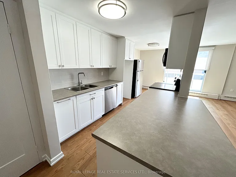 10 Overlea Dr #1107 — Photo 4