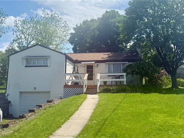 611 Stanton Ave, Mars, PA 16046