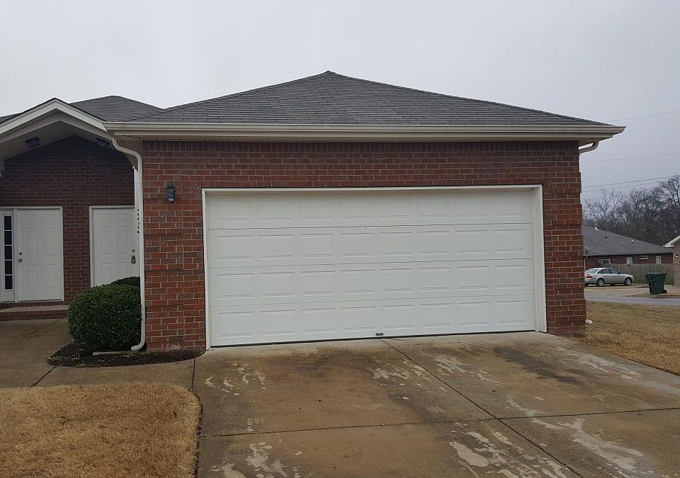 1st image of 373 Cottage Dr