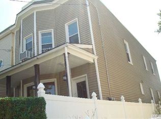 20-32 125th St, College Point, NY 11356