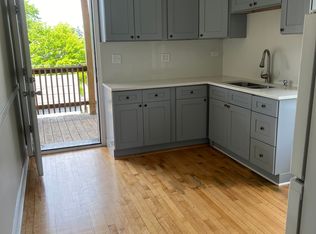 8056-8058 N Lincoln Ave #3, Skokie, IL 60077