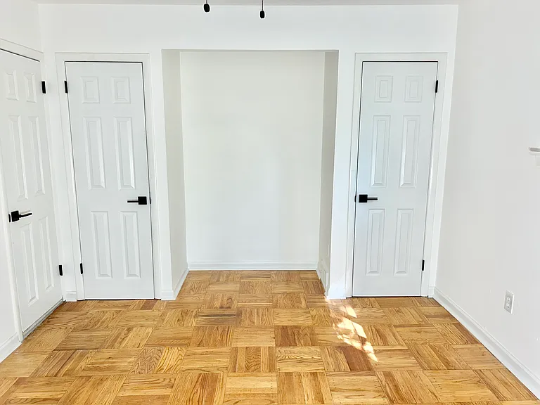 335 Ripka St #2 — Photo 11
