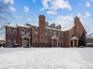 222 N Village Way #52, Canton, MI 48188