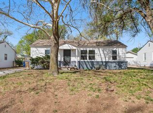 945 N Georgie Ave, Derby, KS 67037