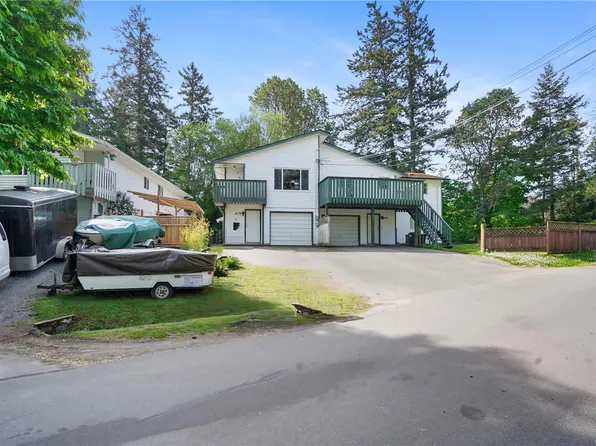 379 Kislingbury Ln, View Royal, BC V9B 5R2