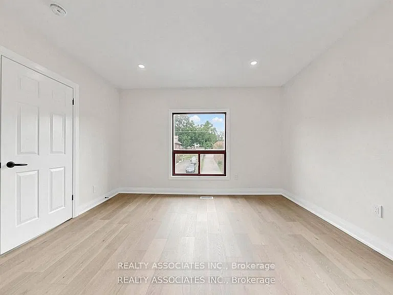 6058 Culp St — Photo 30