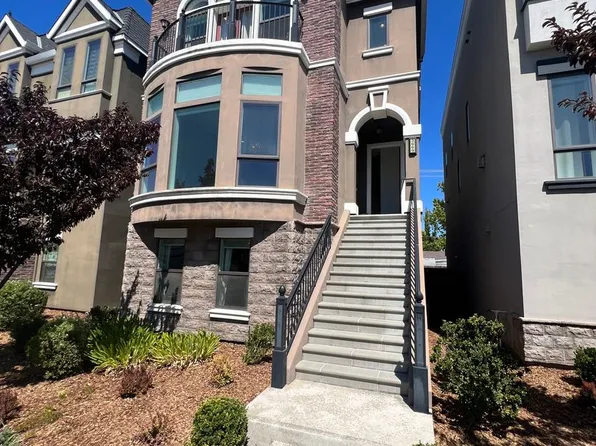 3669 Crocker Dr, Sacramento, CA 95818