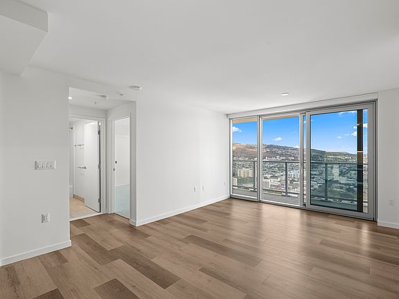 2nd image of 1515 Liona St #4107L