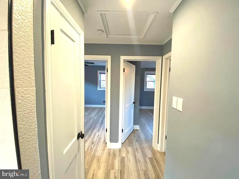 11005 Amherst Ave — Photo 17