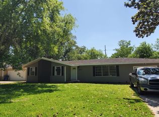 8767 Cloverdale St, Beaumont, TX 77705