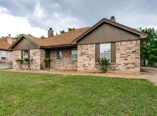 7754 Sable Ln, Fort Worth, TX 76182