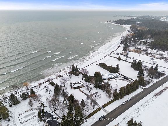 3rd image of 373 Victoria Beach Rd