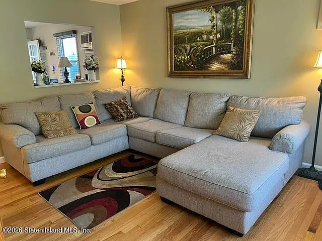 3 bed, 1680 sqft, $3,200 — Photo 1