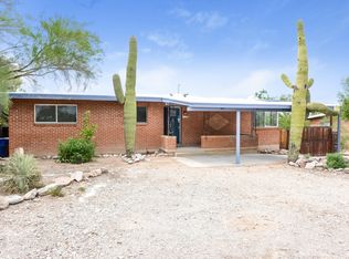 1709 N Old Ranch Rd, Tucson, AZ 85745
