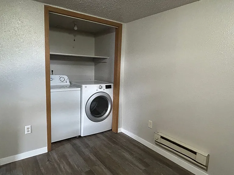 391 2nd Ave SW — Photo 17