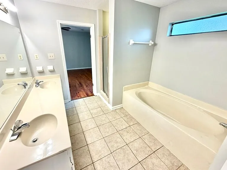 6383 Eastbrier Dr — Photo 8