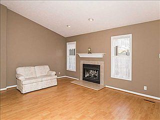 4th image of 2224 Van Ness Pl
