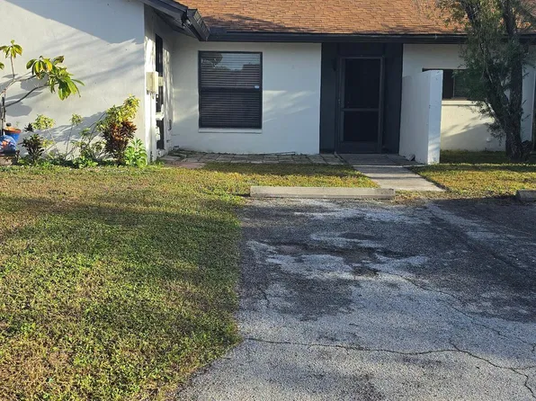 11417 Waveland Way, Tampa, FL 33624