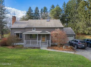 360 Pangburn Rd, Schenectady, NY 12306