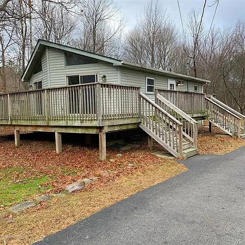 863 Stony Mountain Rd photo 1