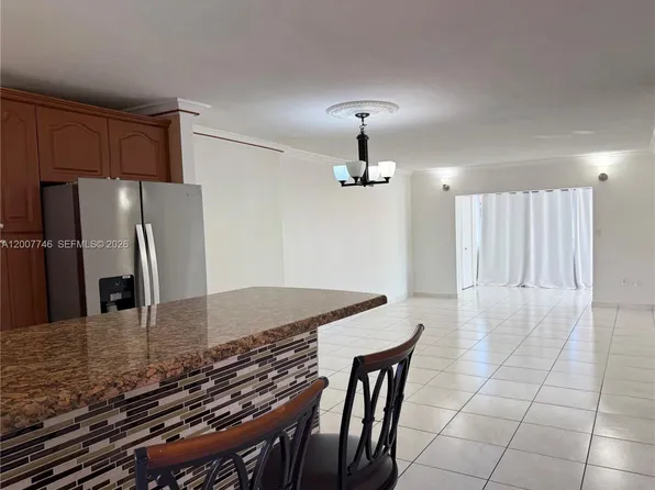 1850 W 56th St APT 2404, Hialeah, FL 33012