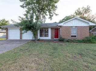 2317 Carter Creek Pkwy, Bryan, TX 77802