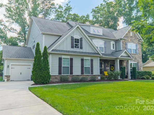 6417 Loyola Ct, Mint Hill, NC 28227