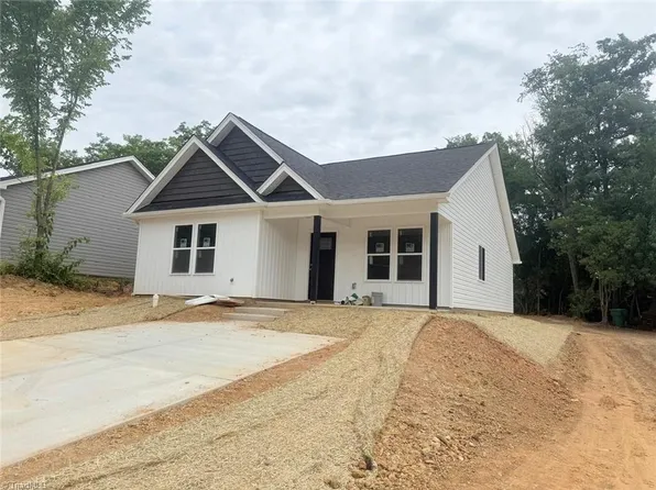 311 Park St, High Point, NC 27260