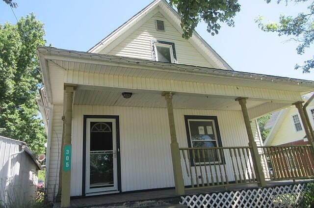 1st image of 305 E Main St